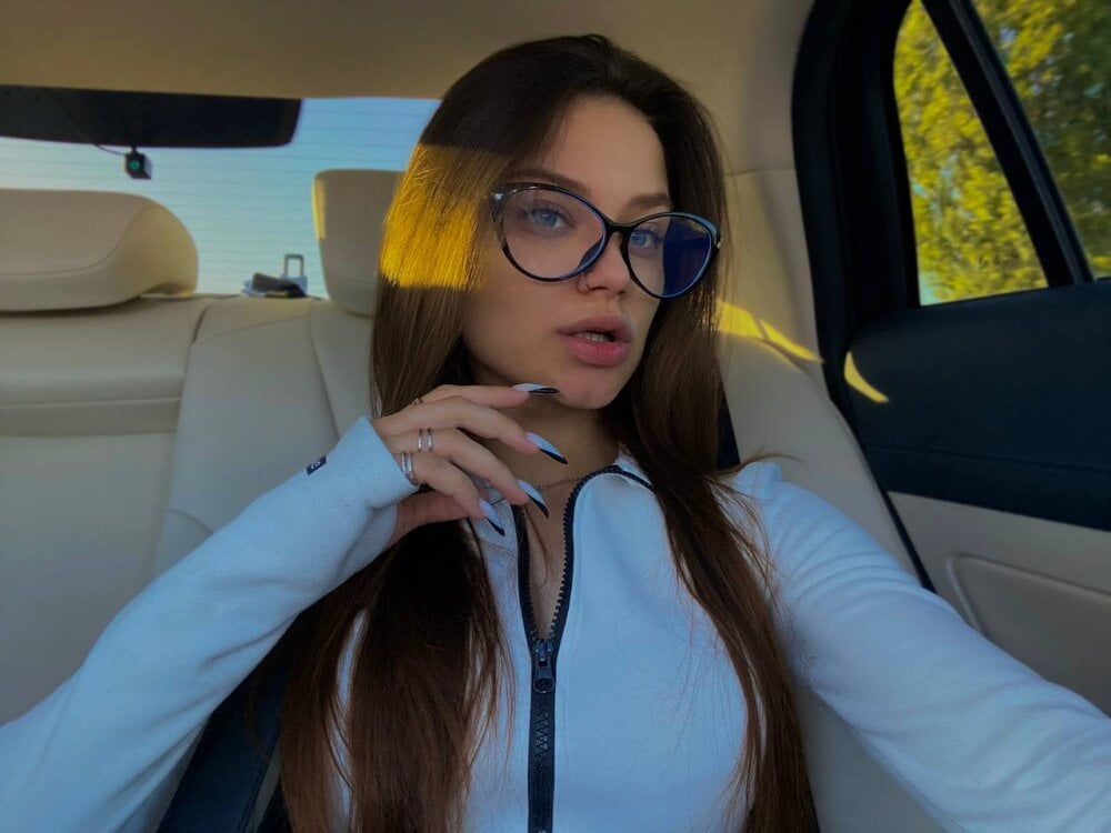 -CamillaStar- Chatroom