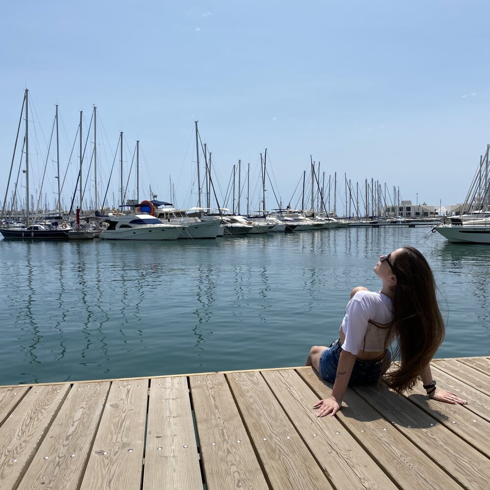 -KroshkaEnot- Chatroom