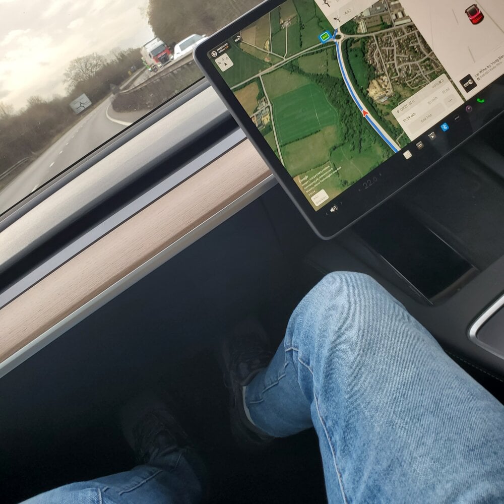 8inch_pauljames Chatroom