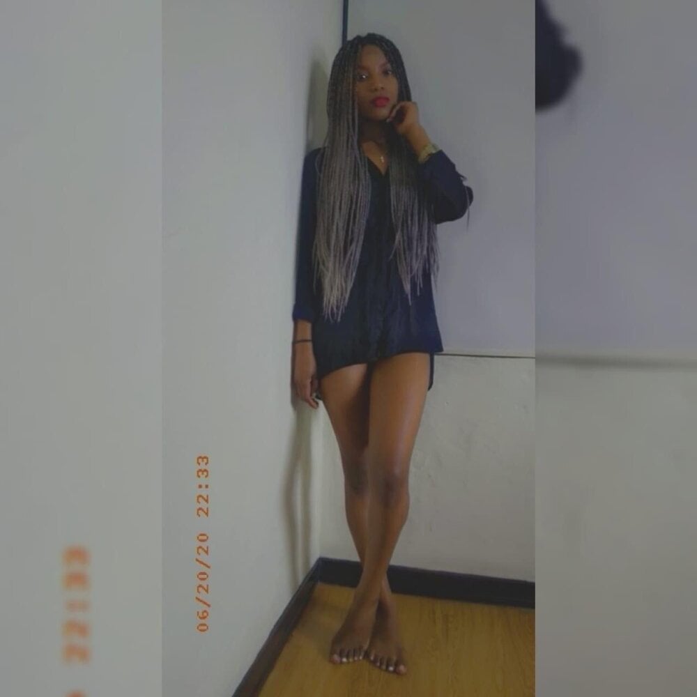 99Black_Girl Chatroom