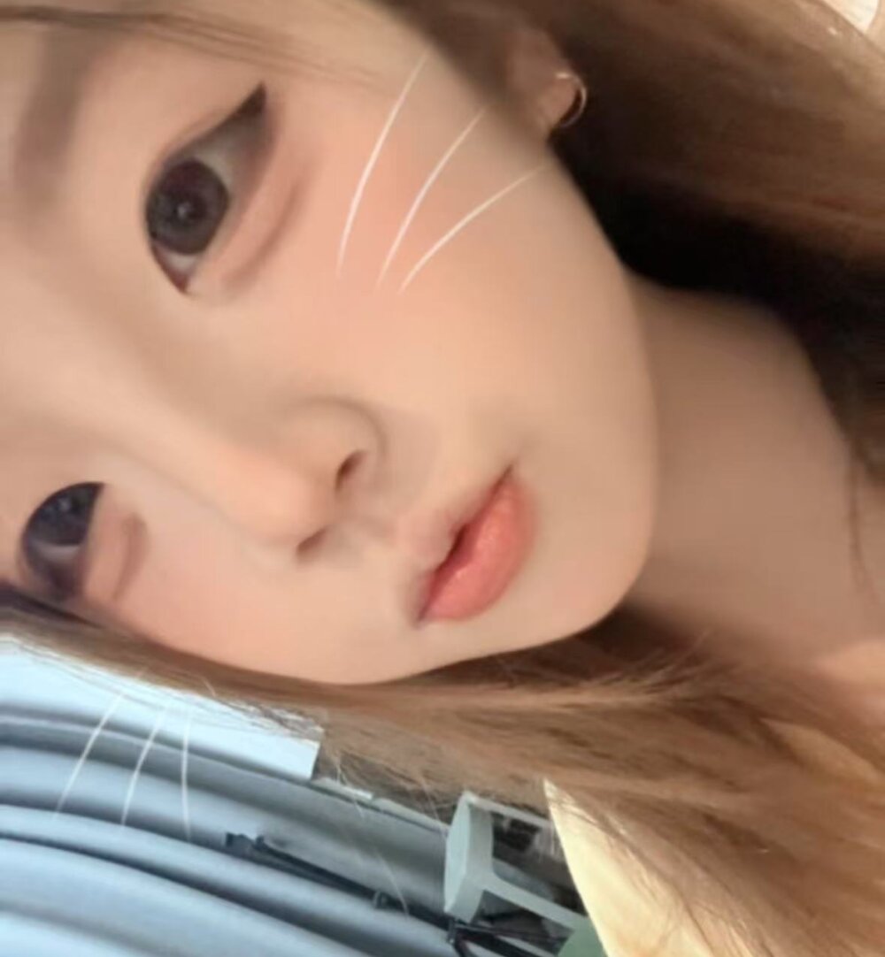 A-YIYI Chatroom