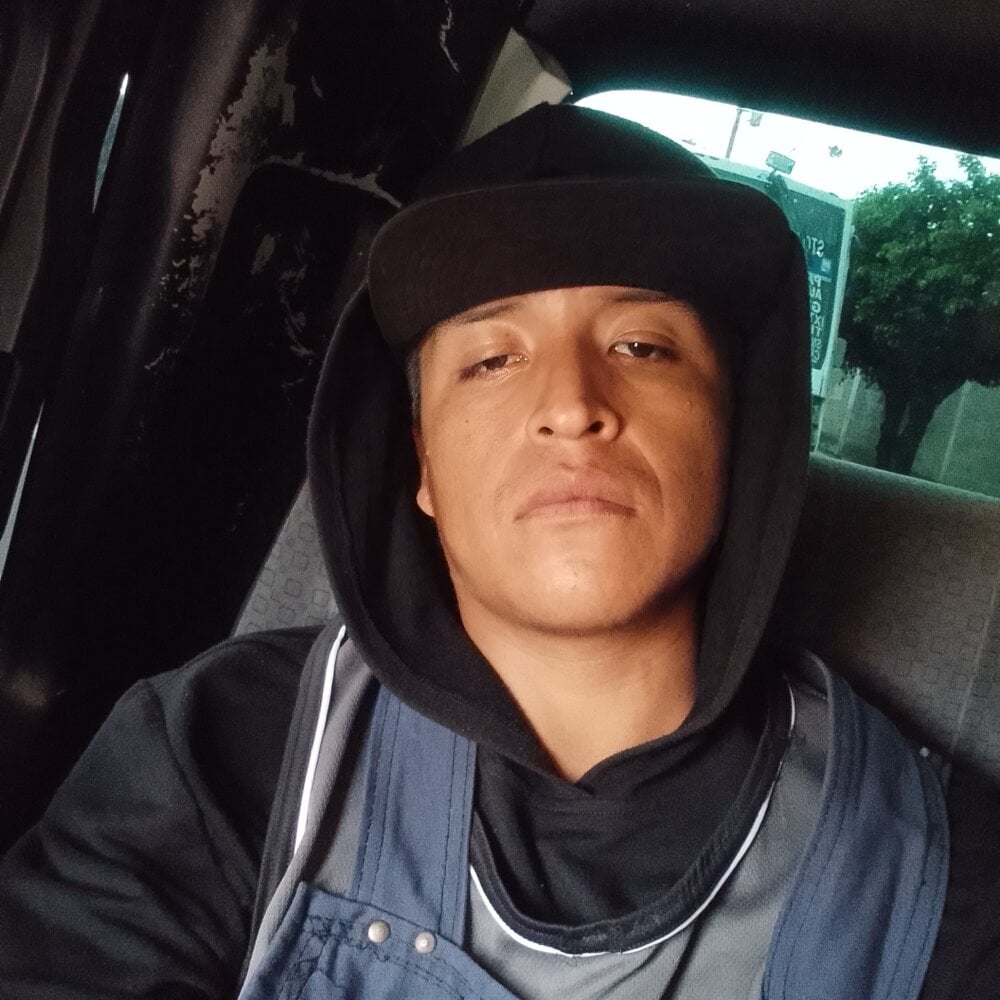 AClayt2HughA Chatroom