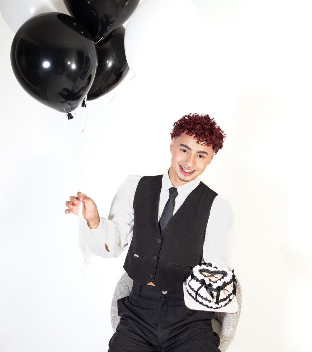 ADHARA_SMITH2 Chatroom