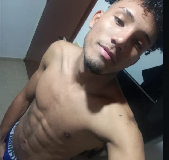 ADRIEL__VEGA Chatroom