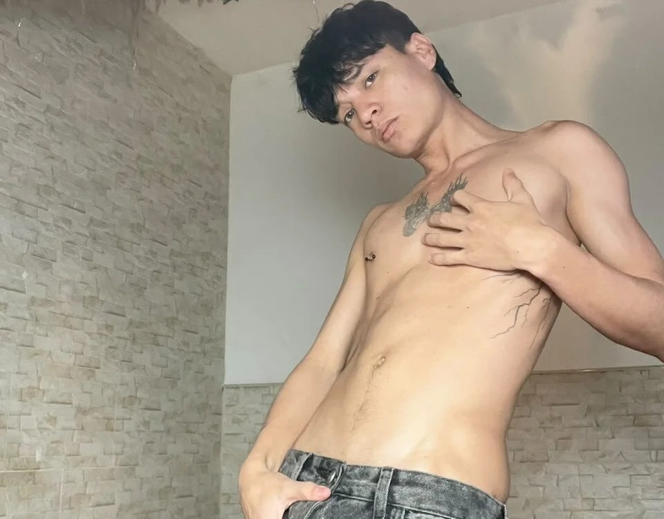 ALEXSTONE__ Chatroom
