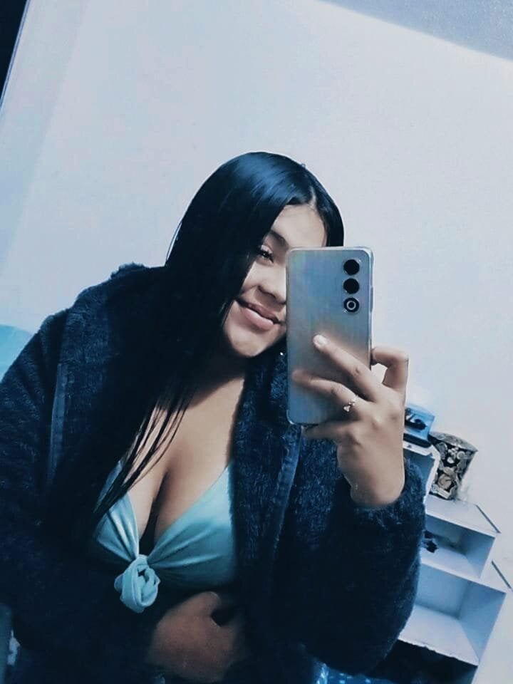 ALICE_GLOW_ Chatroom