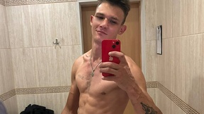 AdamGold01