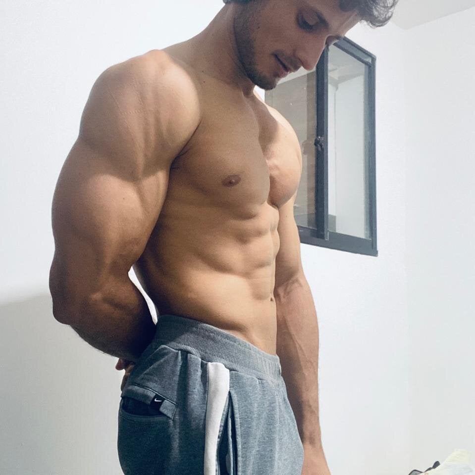 Adonys_Lewis_ Chatroom