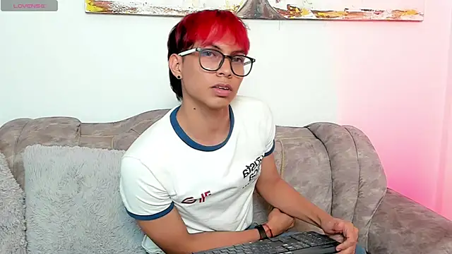 Adrien_Rae_ Chatroom