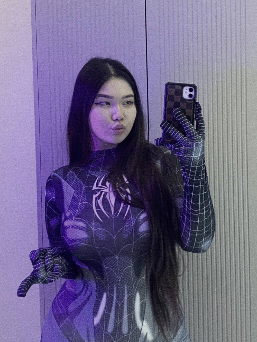 Aiko_mainee Chatroom