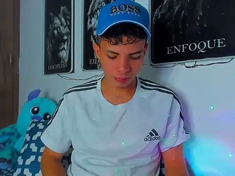 Alessandro_1610 Chatroom