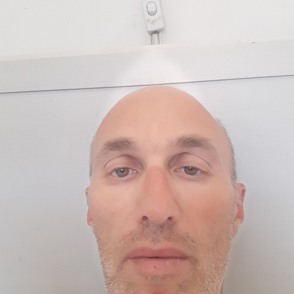 Alex_7422 Chatroom