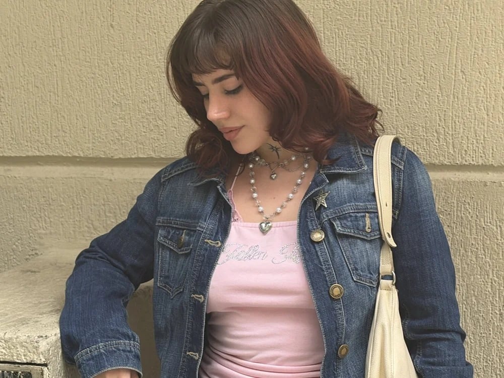 AlexaWarren_ Chatroom