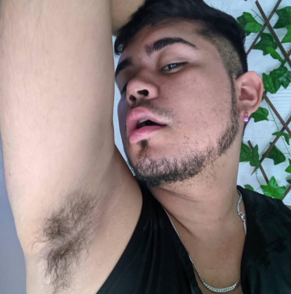 Alexxx_feethis Chatroom