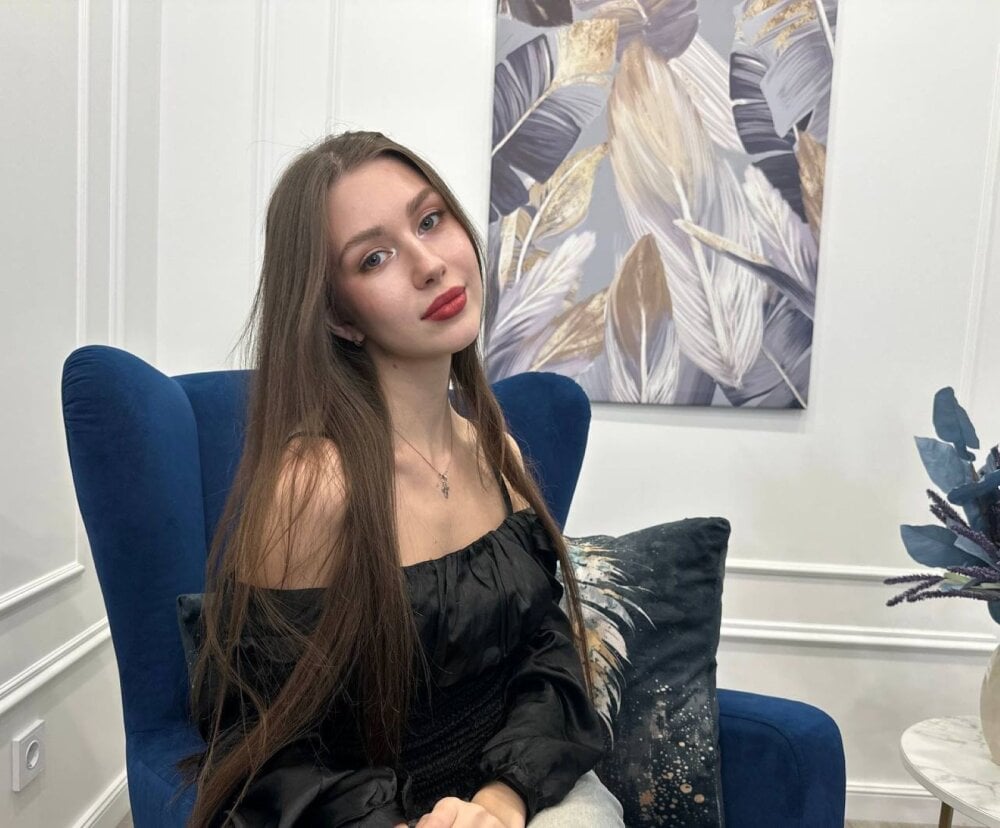 AliceJertis Chatroom