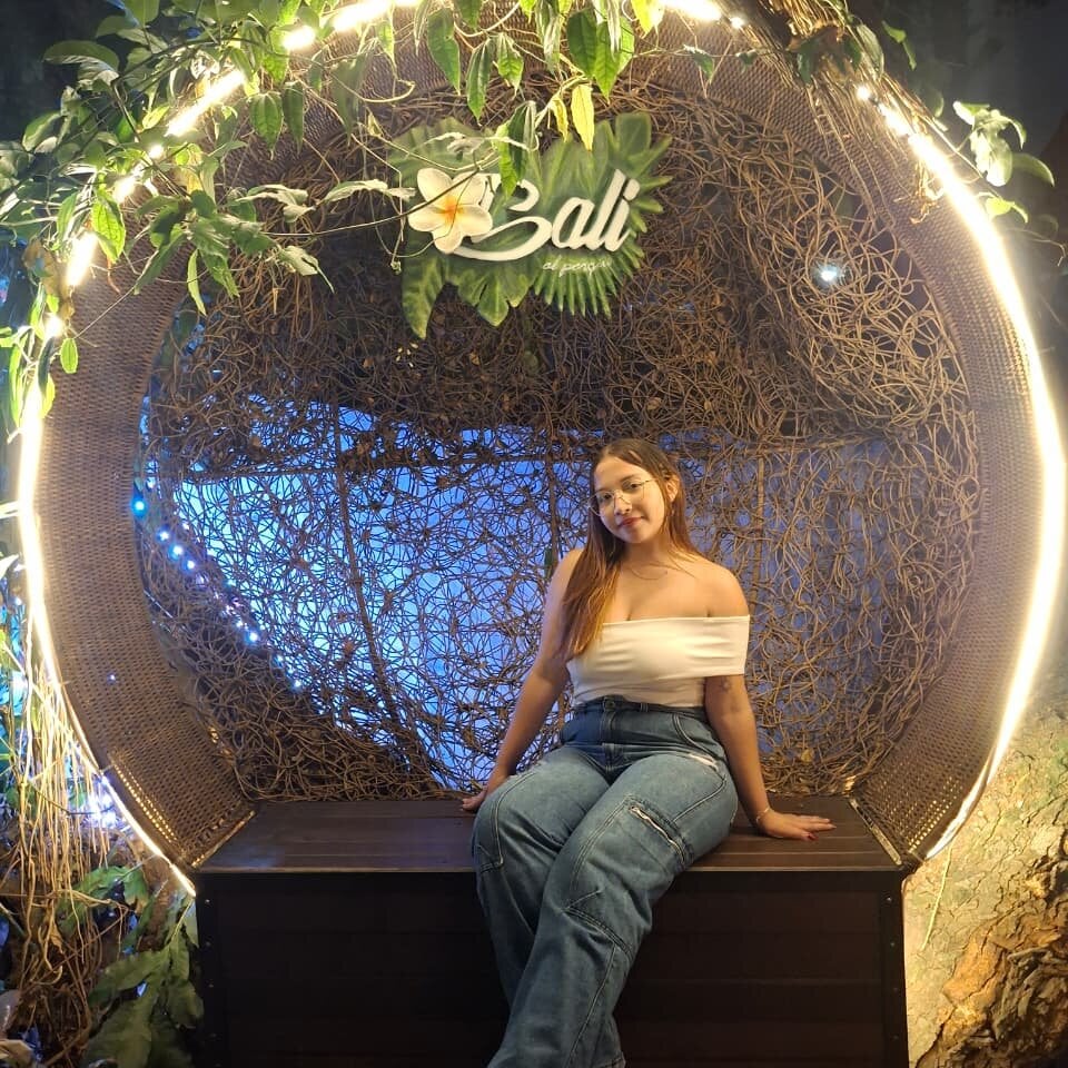 AliciaWhite_nt Chatroom