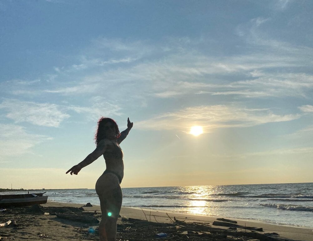 Alisson-clare Chatroom