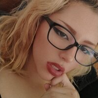 AlizeeCorne01 Chatroom