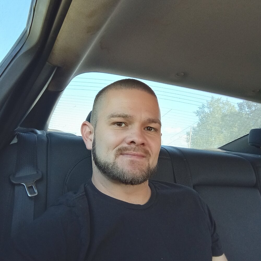 Allinside666 Chatroom