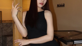 alluring-christie
