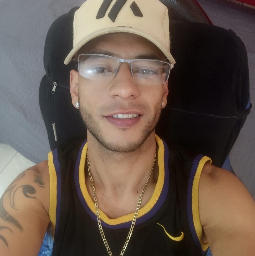 Alphamaster_92 Chatroom