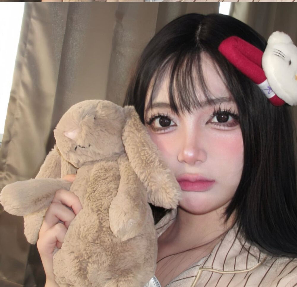 Ami_Chan22 Chatroom