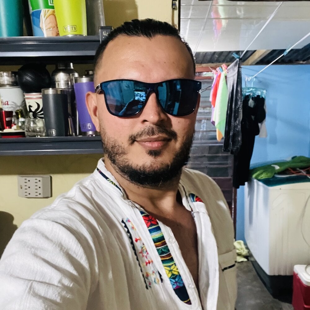 Amigosmalos89 Chatroom