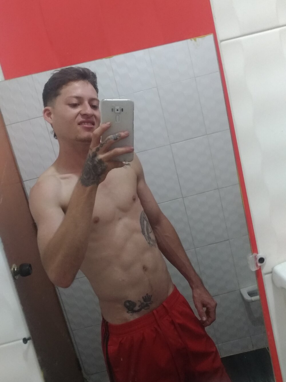 Amorpatodas Chatroom