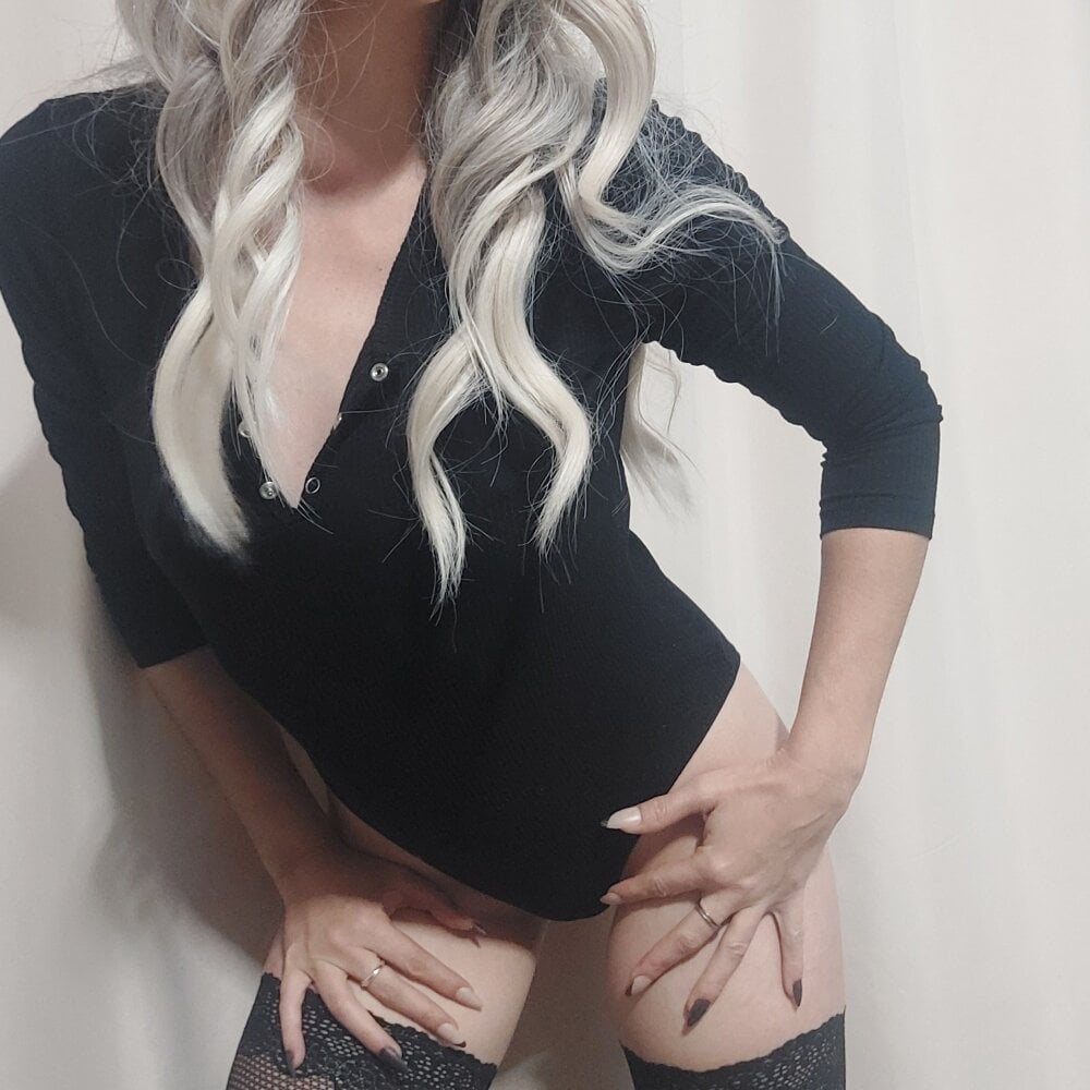 Anaiscpl2405 Chatroom