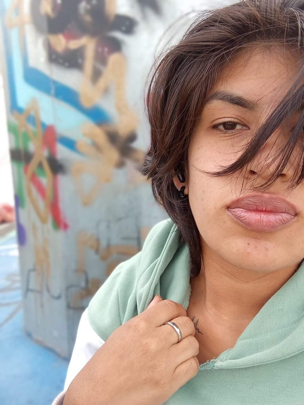 Anamaria-24 Chatroom