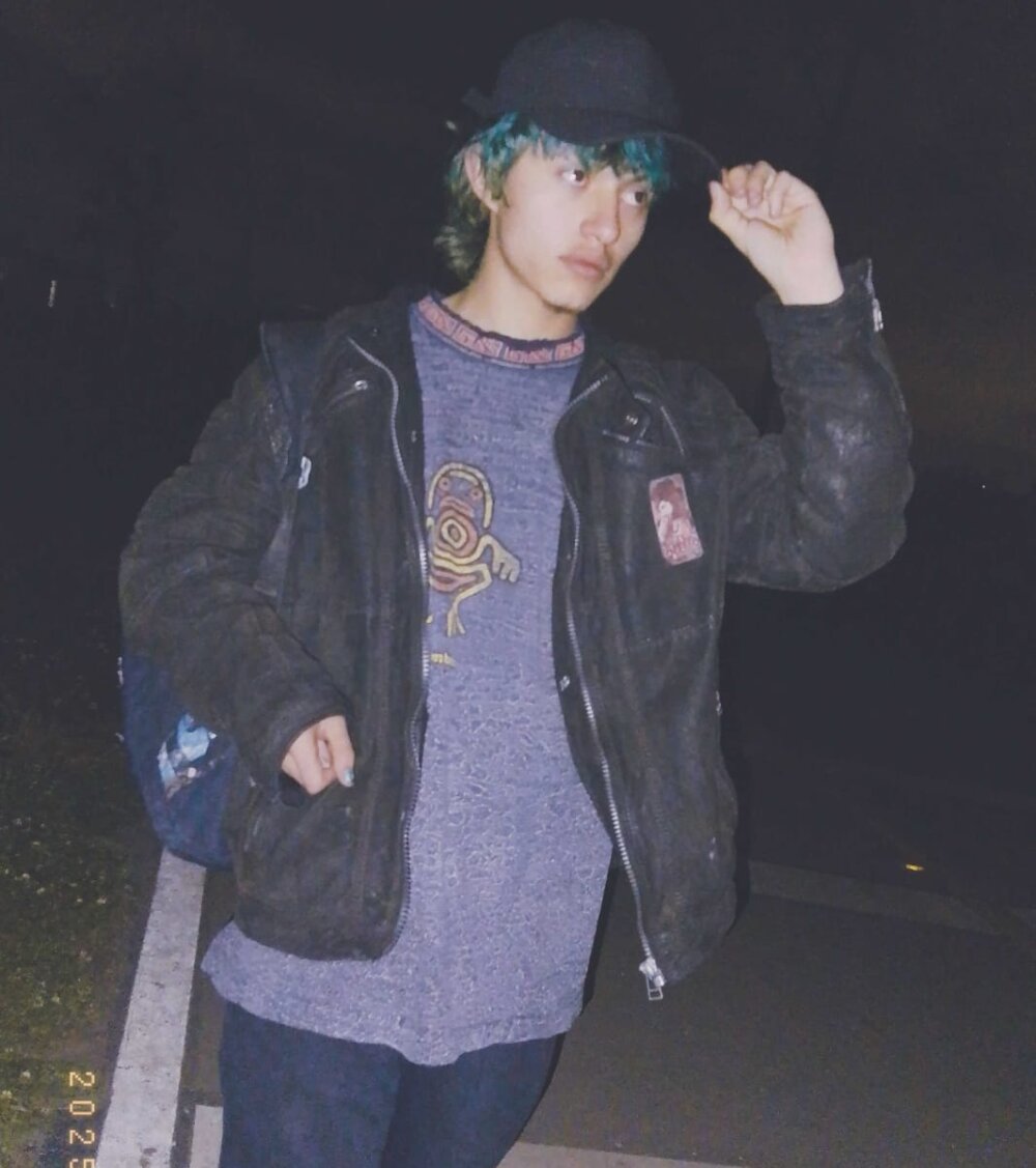 Angel_adrien Chatroom