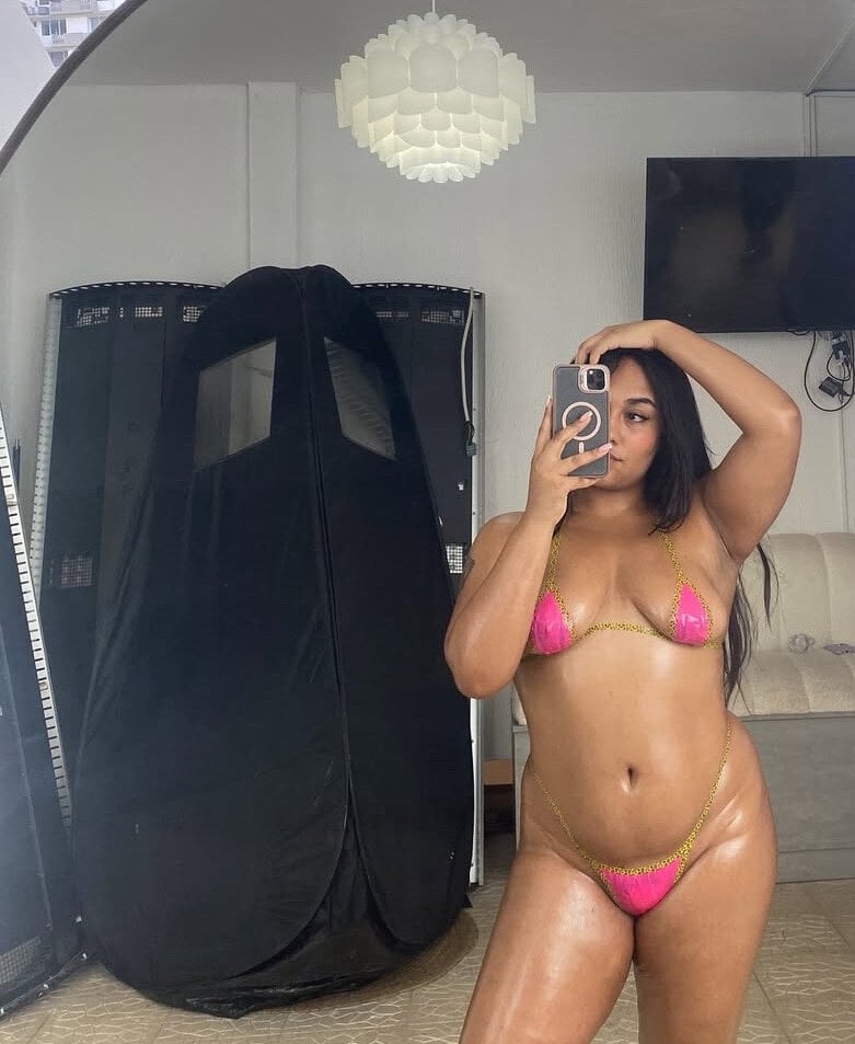 AnguelJones Chatroom