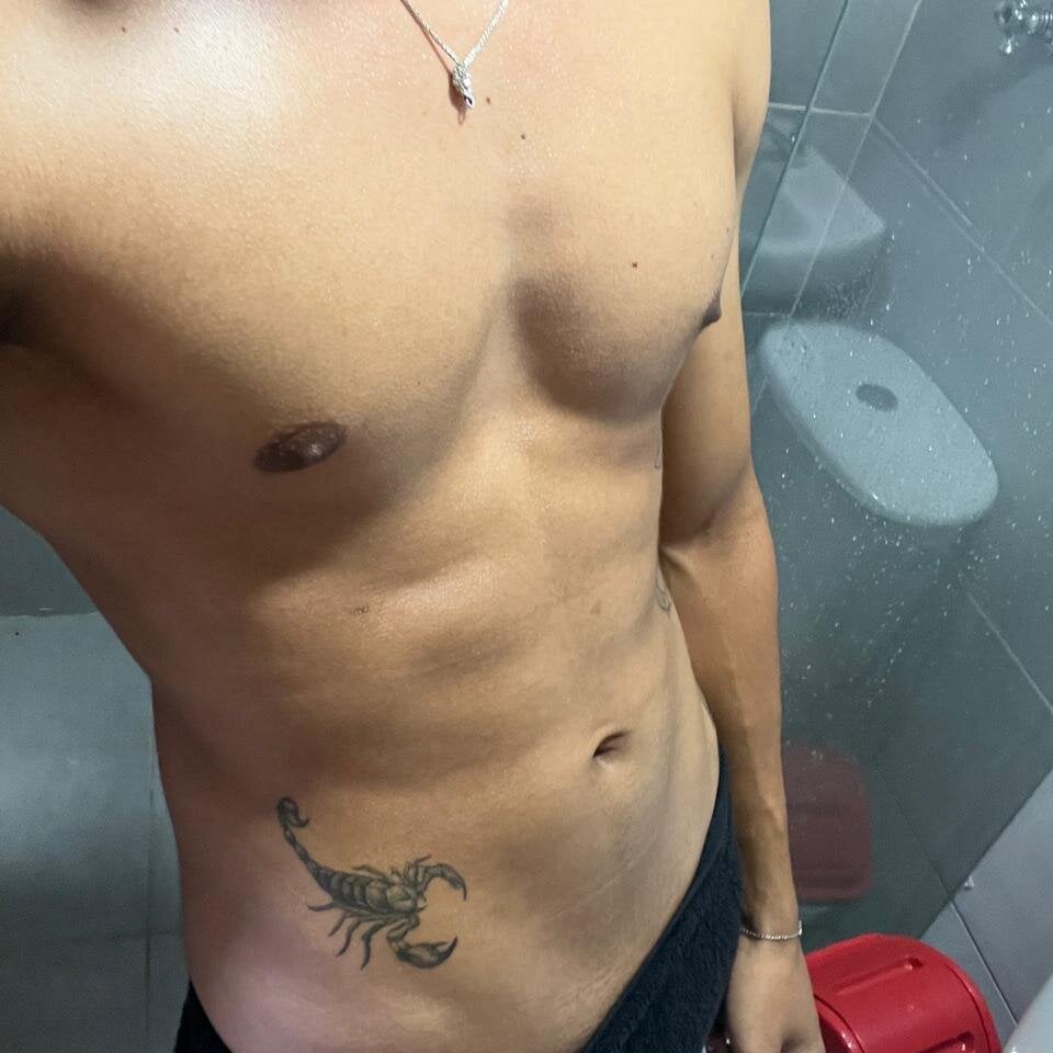 Antoniio_miller Chatroom