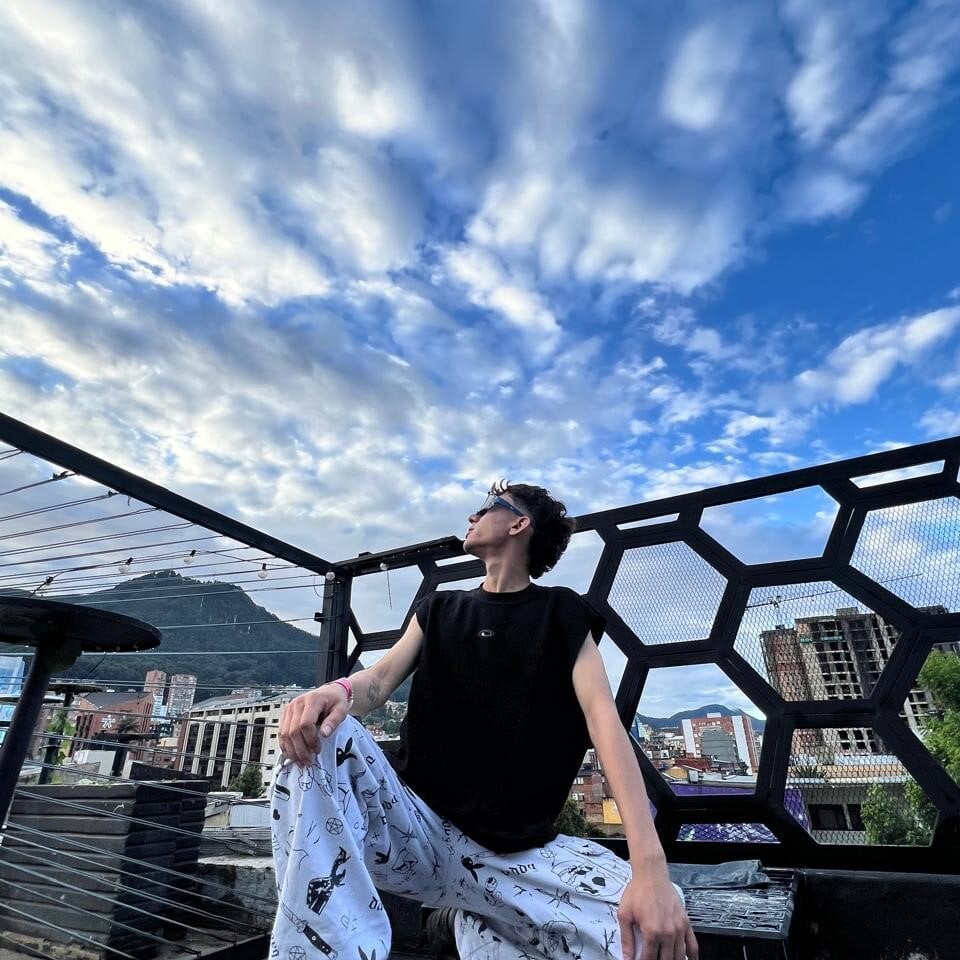 Antonythiago_couple Chatroom