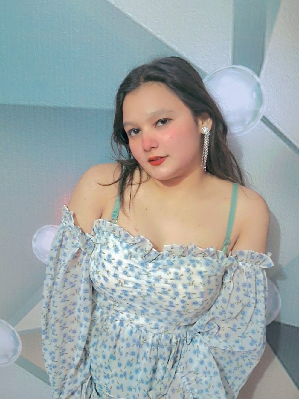 Anushka14321 Chatroom