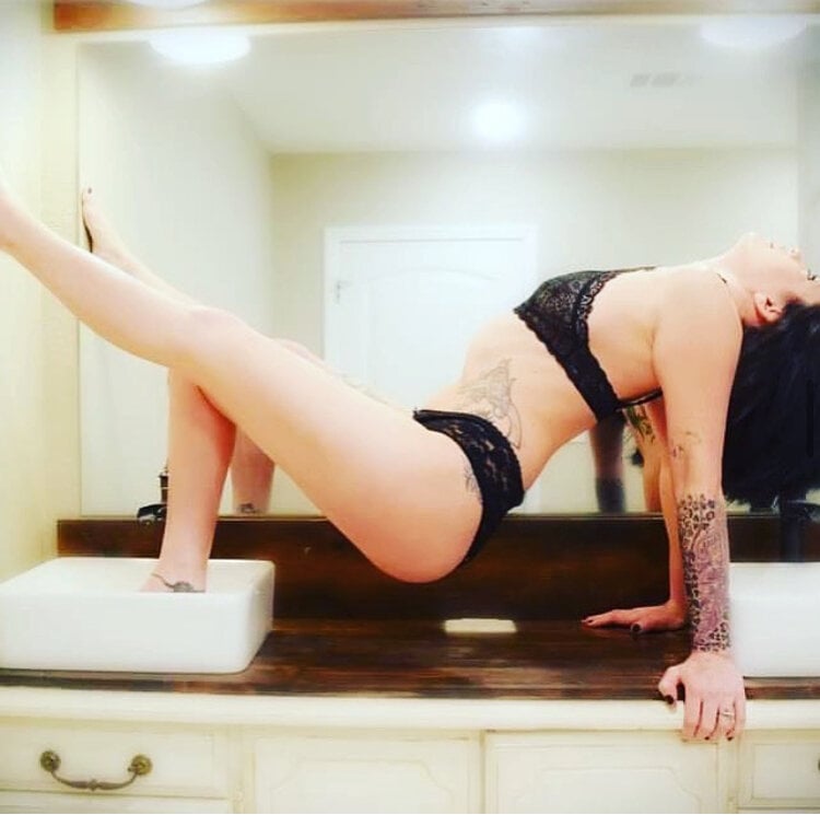 Aphrodite35 Chatroom