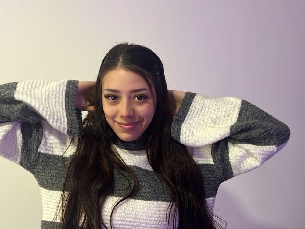 AshleyWinslow Chatroom