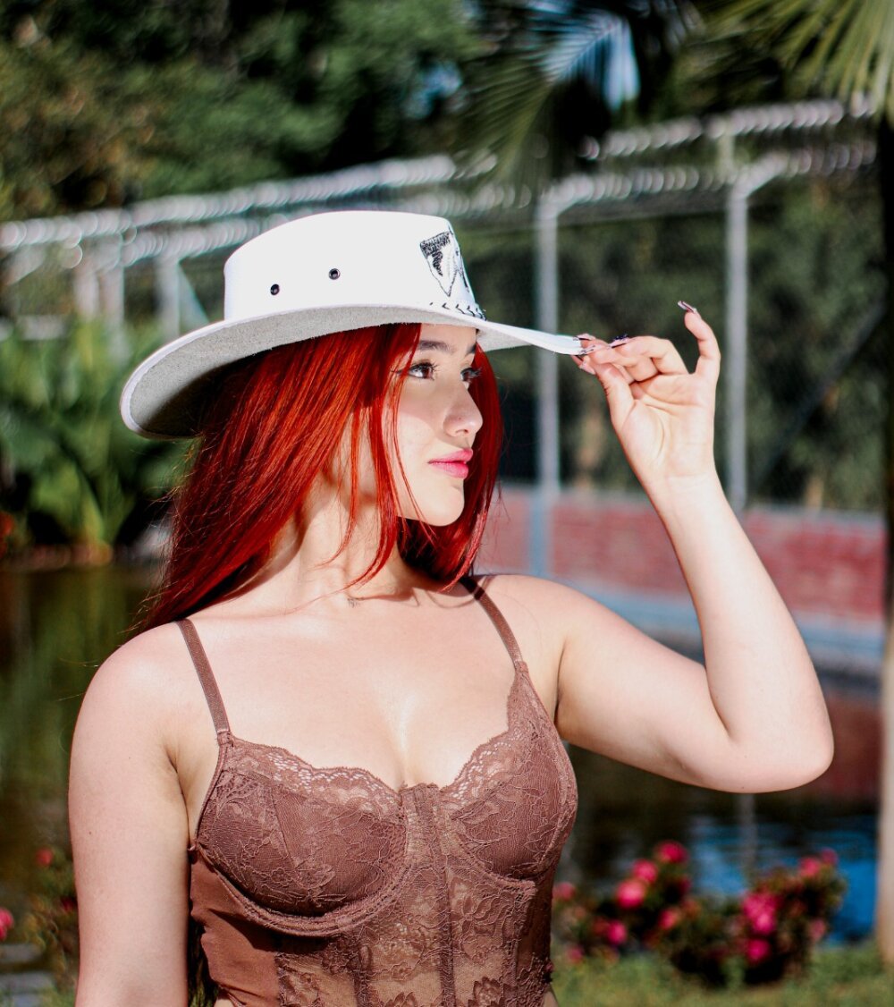 Ashly_cutee Chatroom