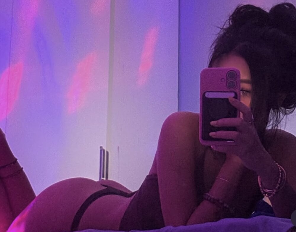 Asian_Liii Chatroom