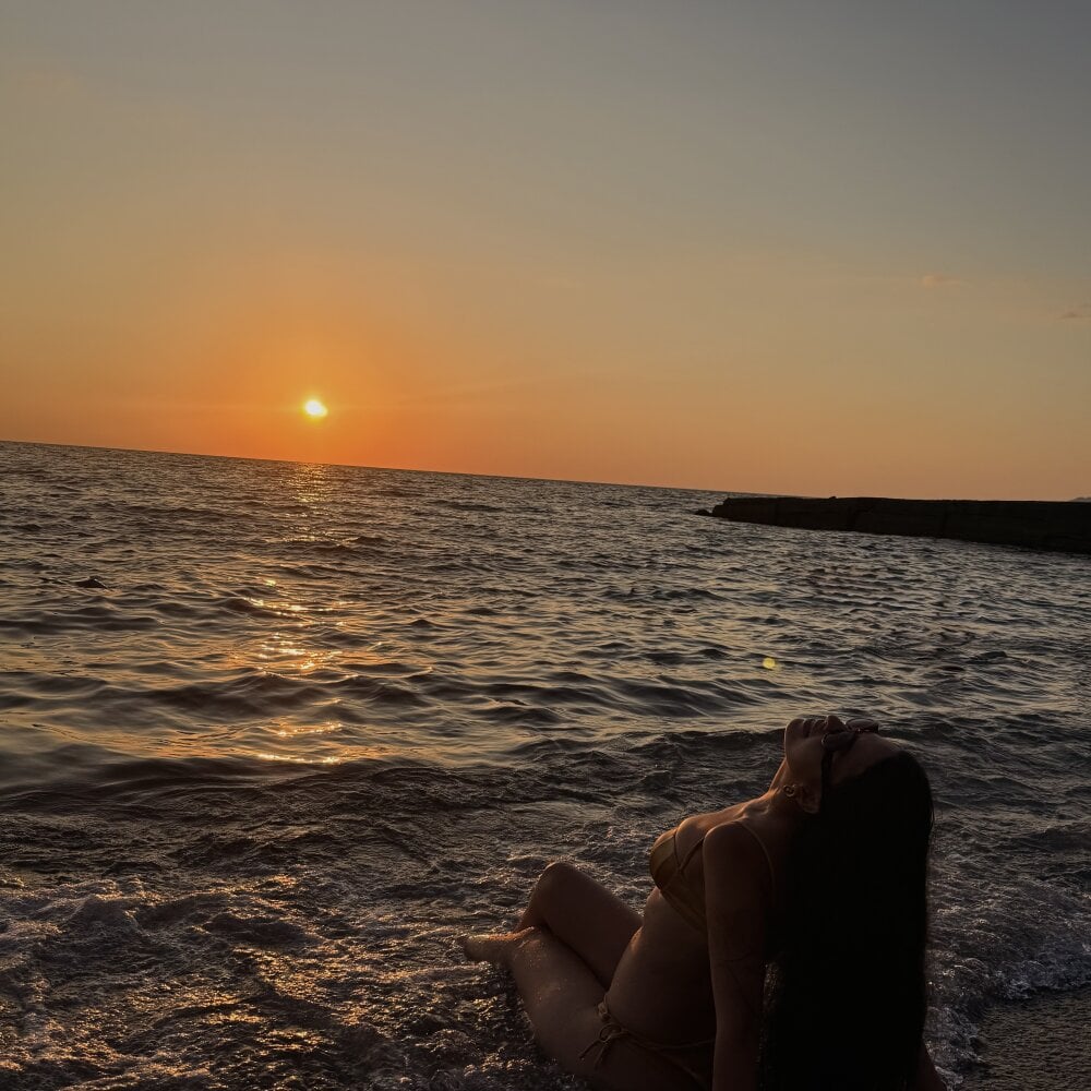 AstraStarseed Chatroom