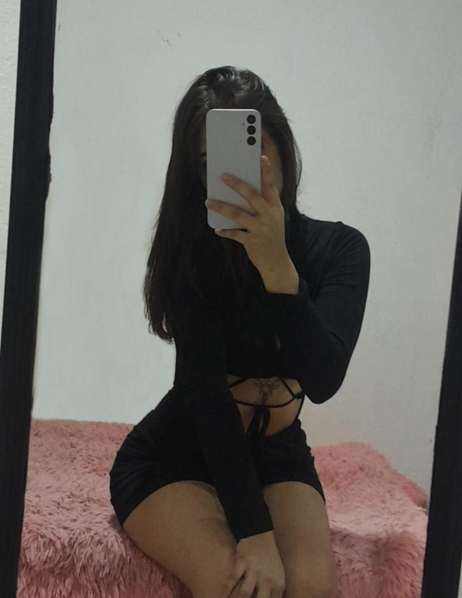 Athenea__fox Chatroom