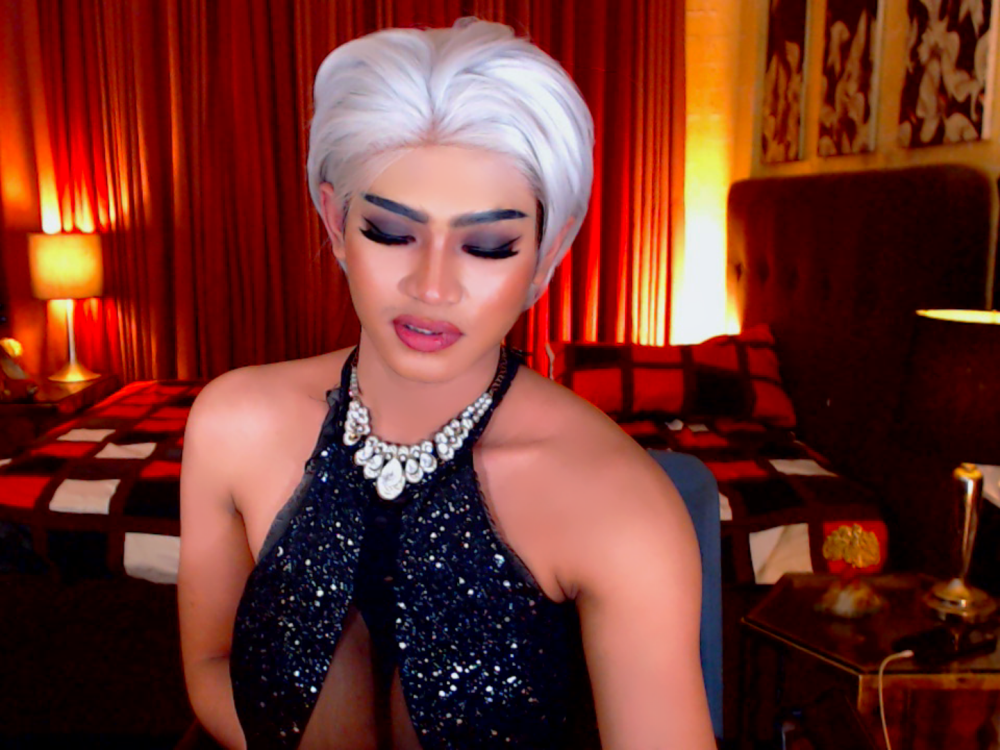 AthisaMooreTS Chatroom