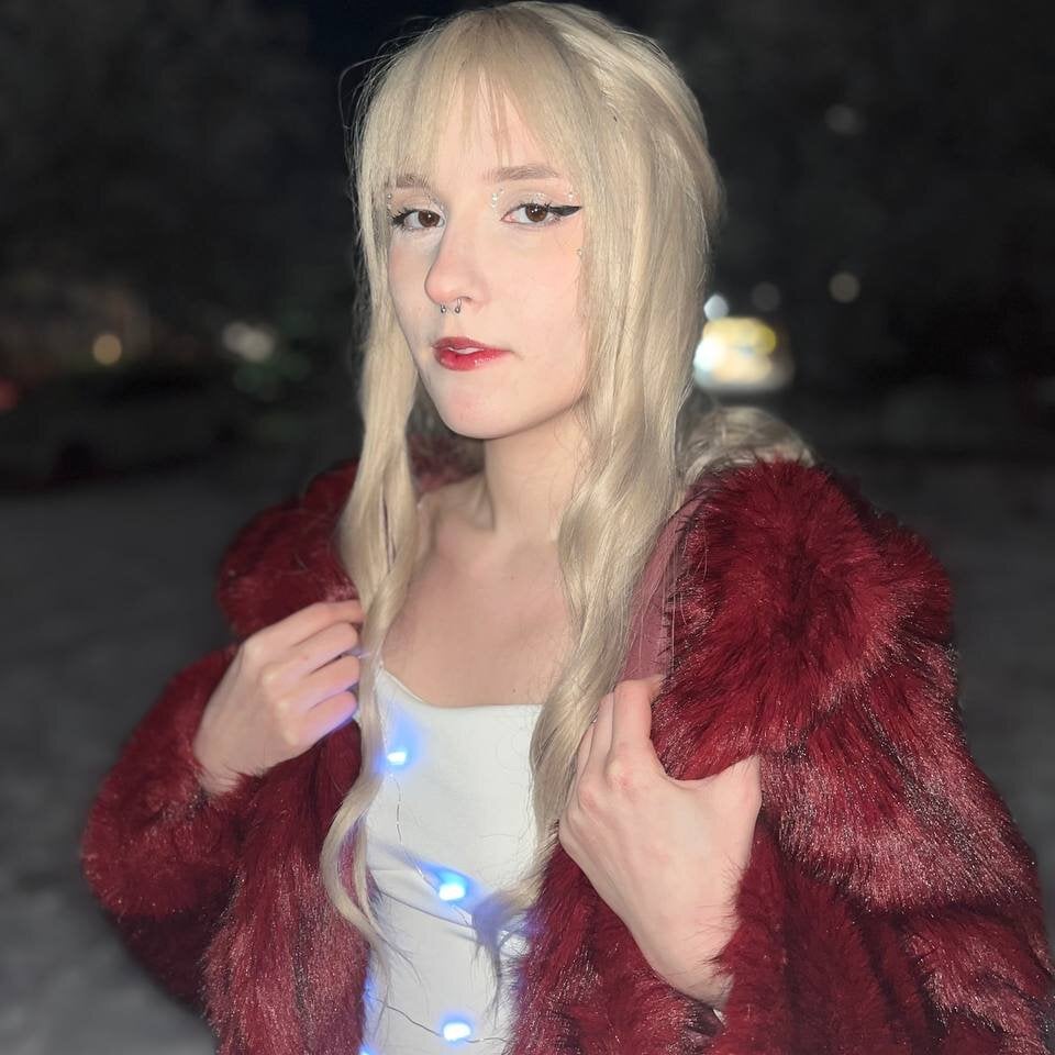 Ava_brandir Chatroom