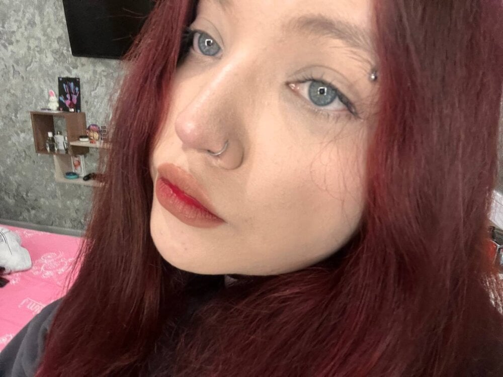 AvroraMichel Chatroom