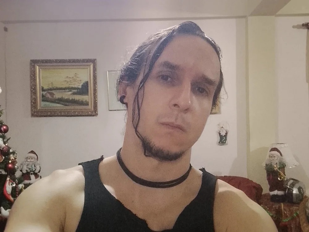 AxelFrost Chatroom