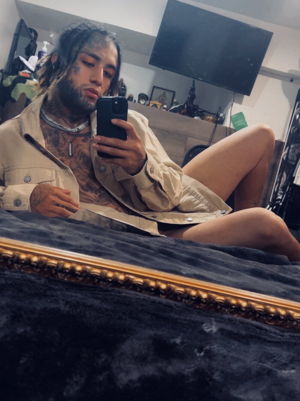 Azazelihornyasf Chatroom