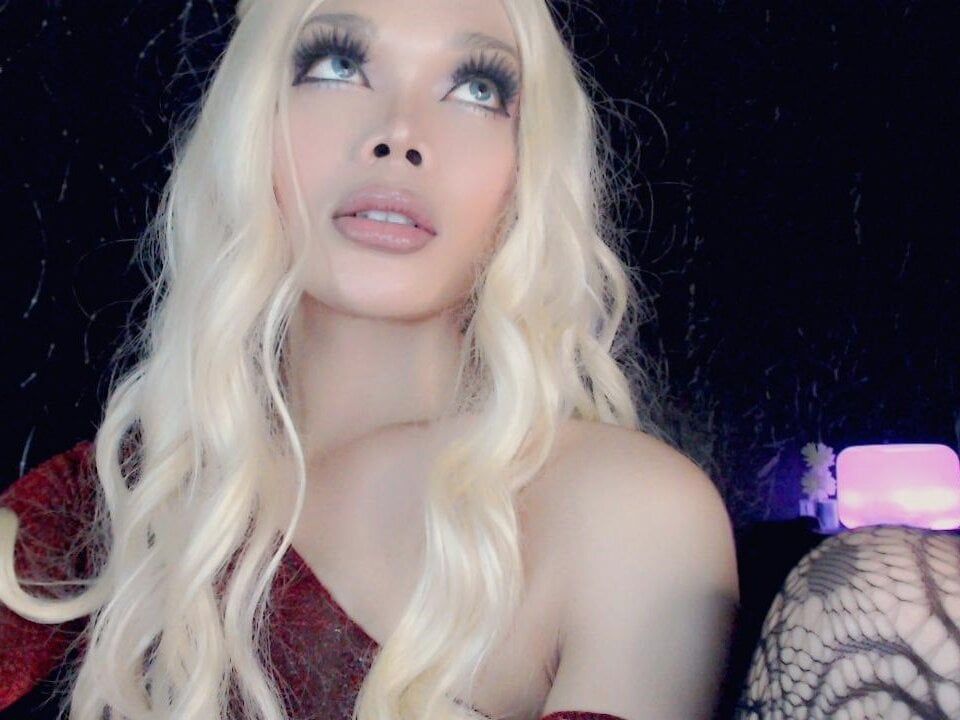 BEBEhugecock69 Chatroom