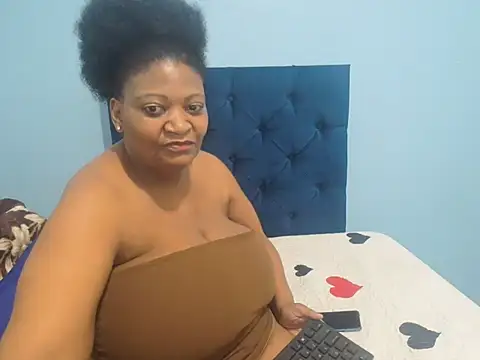 BUSTYKAYXX03 Chatroom