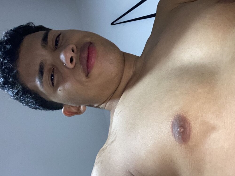 BayronSantana Chatroom