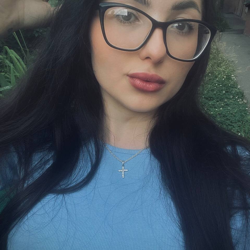 BeatrisLeggitt Chatroom